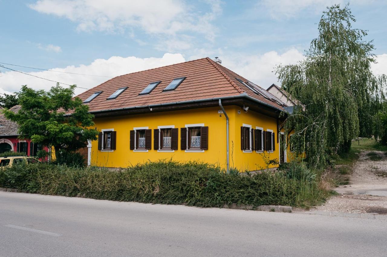 Hemina Vendégház Tata Exterior foto